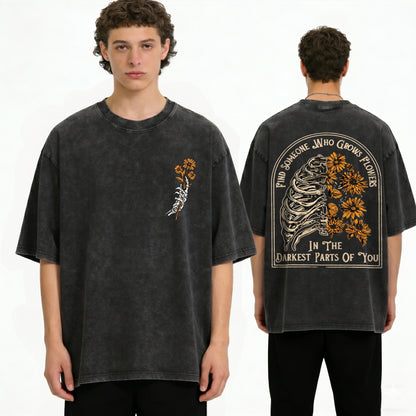 Boldoodle Find Someone Who Grows Flowers Washed T-Shirt PT472